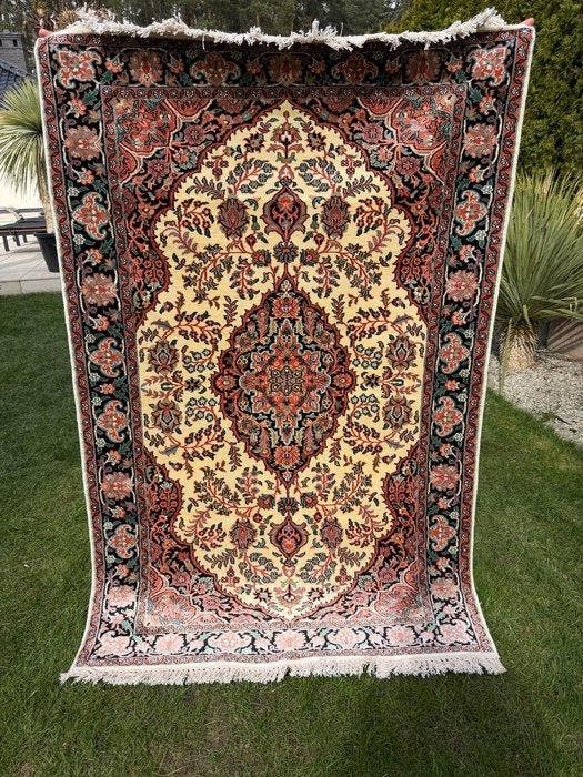 Nieuwe Ghoum Qom zijde - Tapijt - 200 cm - 125 cm, Maison & Meubles, Ameublement | Tapis & Moquettes