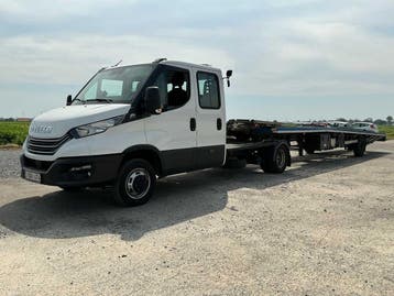 Online veiling - 2023 Iveco Daily Trekker combinatie