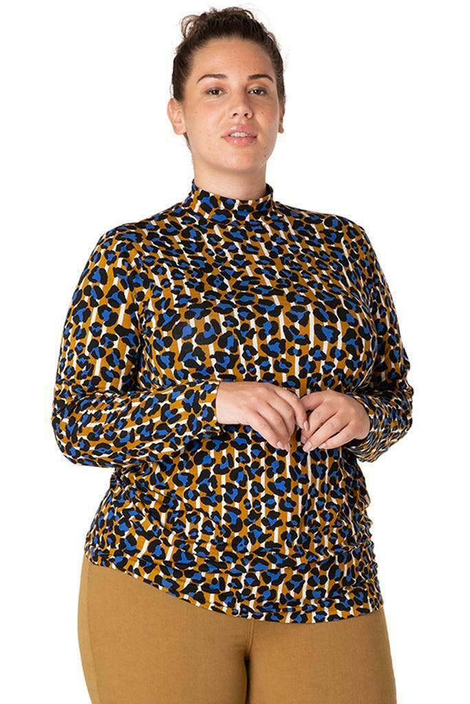 Shirt Yesta animal print 74CM maat 52, Vêtements | Femmes, T-shirts, Envoi
