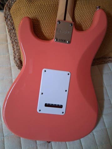 Squier - Stratocaster - - Elektrische gitaar - 2023 (Zonder, Nieuw