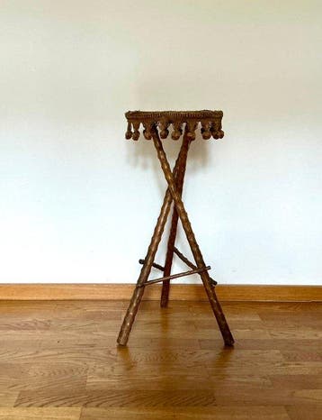Ottoman Embroidery - Bijzettafel - Hout - H : 71 cm