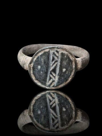 Oud-Romeins Stunning & Rare Military Seal Ring (Zonder