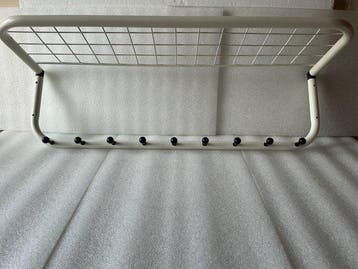 IKEA - Niels Gammelgaard - Kapstok - Viktor - Staal