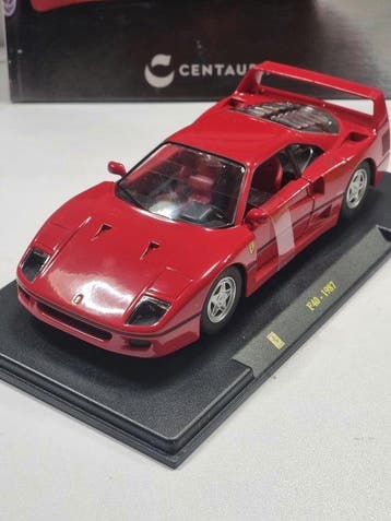 Bburago 1:24 - Model sportwagen (6) - Ferrari F40 - Ferrari, Nieuw