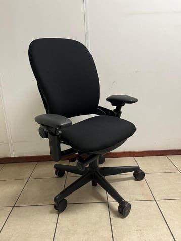 Refurbished Steelcase Leap Bureaustoel, Incl. Garantie, Huis en Inrichting, Bureaustoelen, Verzenden, Zwart, Zo goed als nieuw