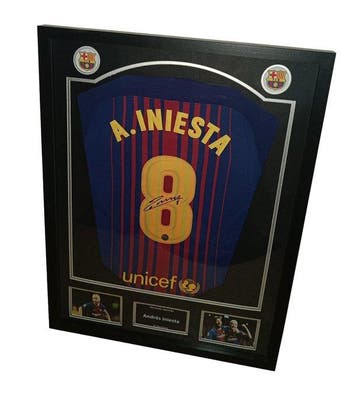 FC Barcelona - Spaanse voetbal competitie - Andres Iniesta -, Nieuw