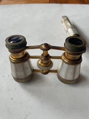 Observation binoculars - Deraisme-Paris stara lornetka, Verzamelen