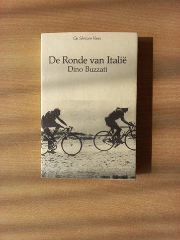 De Ronde van Italië / Op schrijvers voeten 9789020402315, Verzenden, Gelezen, Buzzati