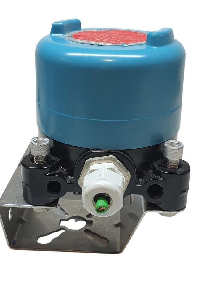 Honeywell 12CX200 Schakelaars Sourced from working, Doe-het-zelf en Bouw, Overige Doe-Het-Zelf en Bouw, Nieuw, Verzenden
