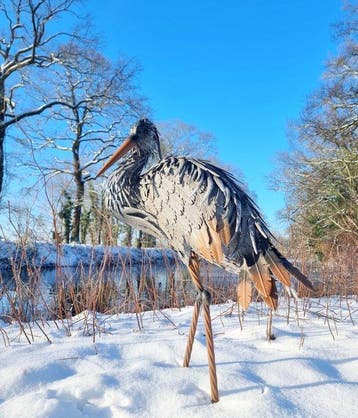 Beeldje - Levensechte reiger - metal, Antiek en Kunst