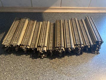 Märklin H0 - 5106 - Voie ferrée pour trains miniatures (100)