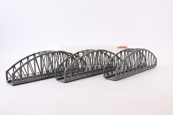 Märklin H0 - 74636 - Bruggen (4) - Vier C-Rail boogbruggen, Nieuw