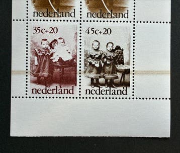 Nederland 1974 - Blok Kinderzegels met variëteit - dikke, Gestempeld