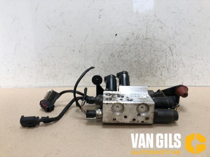 Hydrauliek pomp BMW 7-Serie O224573, Auto-onderdelen, Carrosserie