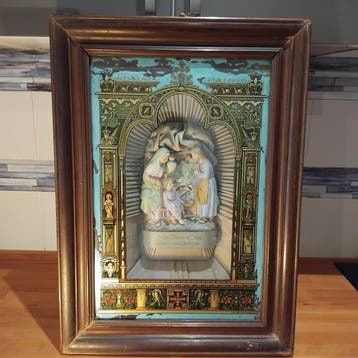 Prachtig religieus diorama dat de Heilige Familie voorstelt