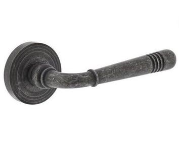 Intersteel deurkruk Helena op rozet oud grijs, Ophalen of Verzenden, Nieuw