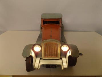 TippCo - Grote limousine T.C. 9590, 45 cm lang - Opwindbaar, Antiek en Kunst
