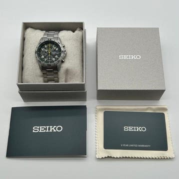 Seiko - Chronograph - Quartz - Compass Bezel - Green Dial -