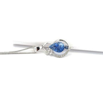 Ketting met hanger - 14 karaat Witgoud - 1.11ct. tw. Saffier