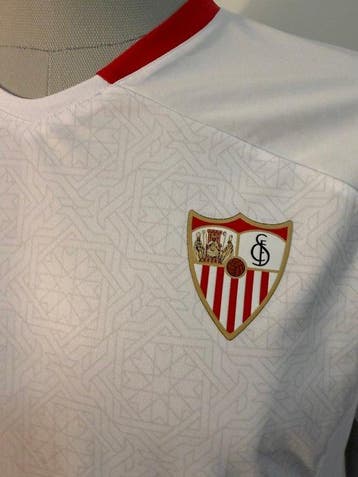 Sevilla - Championnat dEspagne de Football - 2022 - Maillot