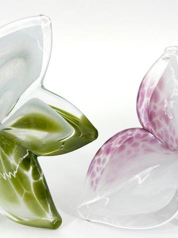 Tafelmiddenstuk (2) - Glas - Bloemen in Kunstglas