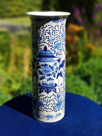 Antieke 19e-eeuwse Chinese blauw-wit porseleinen