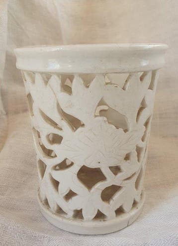 Kangxi - Pot - bitong - Porselein - Opengewerkt kwastenpot