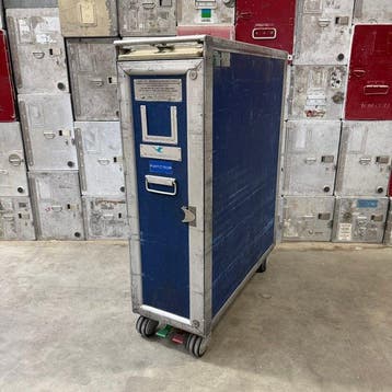 Korita - Trolleys van luchtvaartmaatschappijen - Fullsize