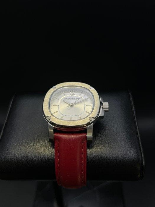 Burberry - Brit the Britain - Sans prix de réserve - BBY1705, Bijoux, Sacs & Beauté, Montres | Hommes