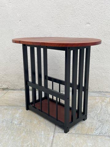 Salontafel - Hout - Tafel met tijdschrifthouder.