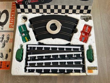 Fleischmann - Slotcar Auto Rallye 8000 - 2x Ford Lotus -, Hobby en Vrije tijd, Nieuw