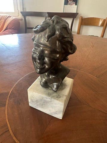Buste, Dea Bendata - 16 cm - Marmer, Zinklegering, Antiek en Kunst