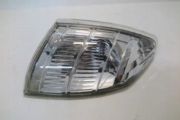 Nissan X-Trail T30 rechter knipperlicht, Verzenden
