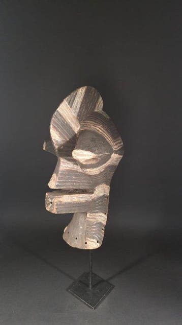 Houten masker - Songye - DR Congo (Zonder minimumprijs)