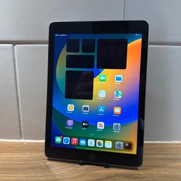 Apple iPad (5th Generation) 128GB Wifi - Mobiele telefoon