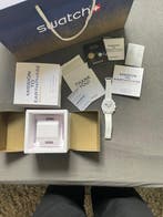 Omega x Swatch - Mission to Earthphase - moonshine gold -, Bijoux, Sacs & Beauté, Montres | Hommes