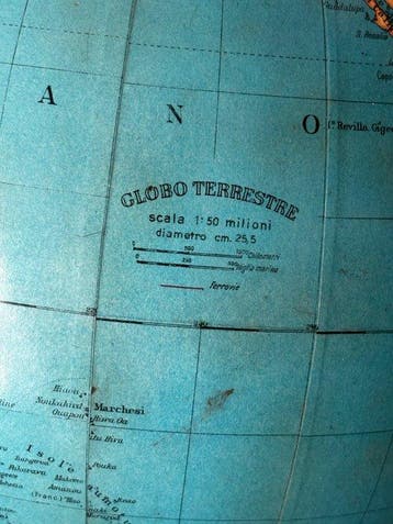 Celestial and terrestrial globes - Italian Political World