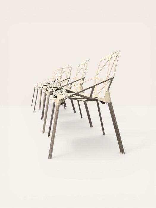 Magis - Konstantin Grcic - Chaise (4) - chair one - Fonte,, Antiquités & Art, Antiquités | Meubles | Chaises & Canapés