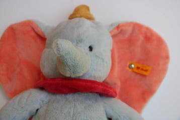 Steiff: Dumbo het olifantje met grootte oren, EAN 024559 -, Antiek en Kunst