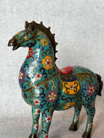 Statue, Exclusief Tang-Dynastie stijl paard 24 cm / 2 kg -, Antiek en Kunst