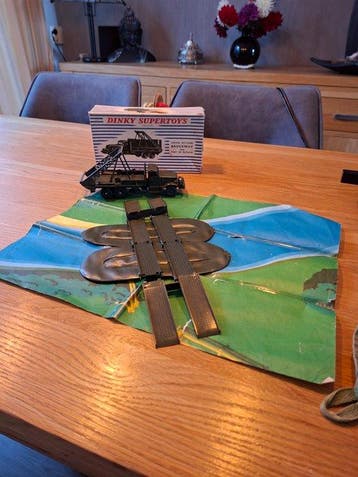 Dinky Toys 1:55 - Model militair voertuig (13) - camion