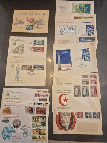 Wereld 1960/1996 - Partij van ongeveer 1000 enveloppen en, Gestempeld