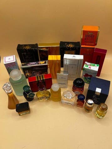 Parfumfles (25) - Glas - Kavel van 25 vintage parfums