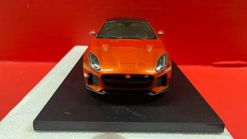 Top Speed 1:18 - Model sportwagen - Jaguar F-TYPE SVR Coupé