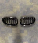 BMW E60 03-10 grillen dubbelspijls glanzend zwart, Nieuw, Voor, BMW