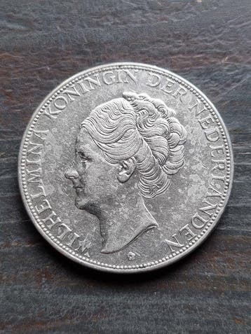 Nederland. Wilhelmina. 2 1/2 Gulden 1932 grof haar (Zonder