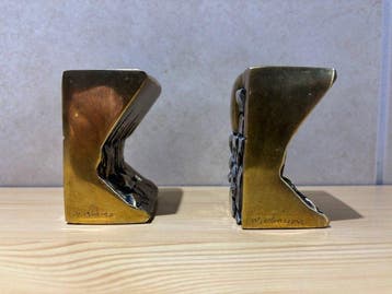 Brutalist Judaica (2) - Gegoten messing - 1970-1980 -, Antiek en Kunst