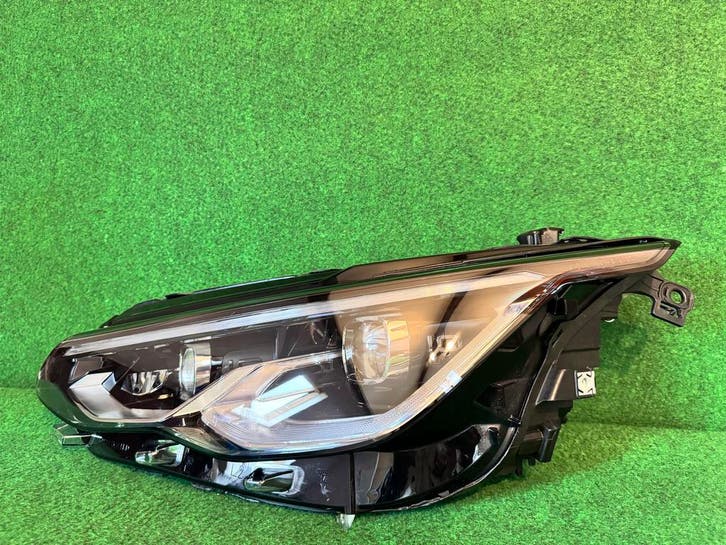 Phare av. gauche Volkswagen Golf VIII 2020 - 2024 IQ Light, Auto-onderdelen, Verlichting, Ophalen