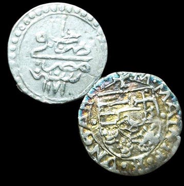Wereld. Clash of Empires: 16th Century Madonna Silver Denier