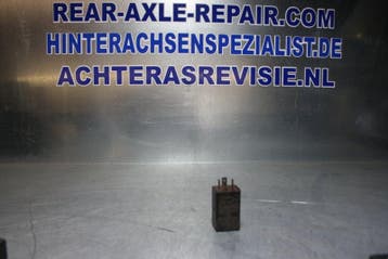 Relais Opel Manta A, Opel Ascona A, merk SWF. (Interieur), Verzenden